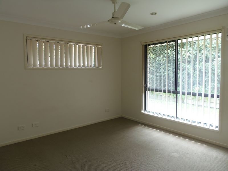 5 Rebecca Circuit, Eagleby QLD 4207