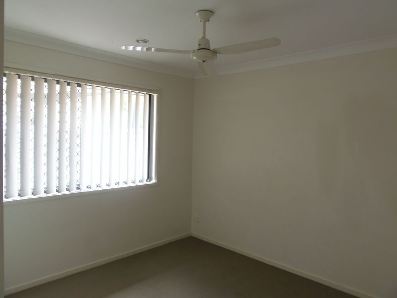 5 Rebecca Circuit, Eagleby QLD 4207