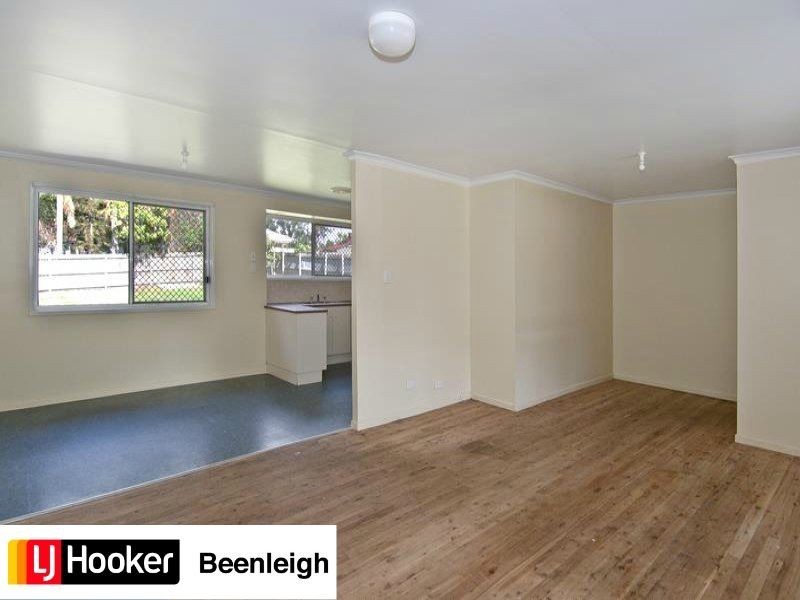 18 Tabari Place, Eagleby QLD 4207
