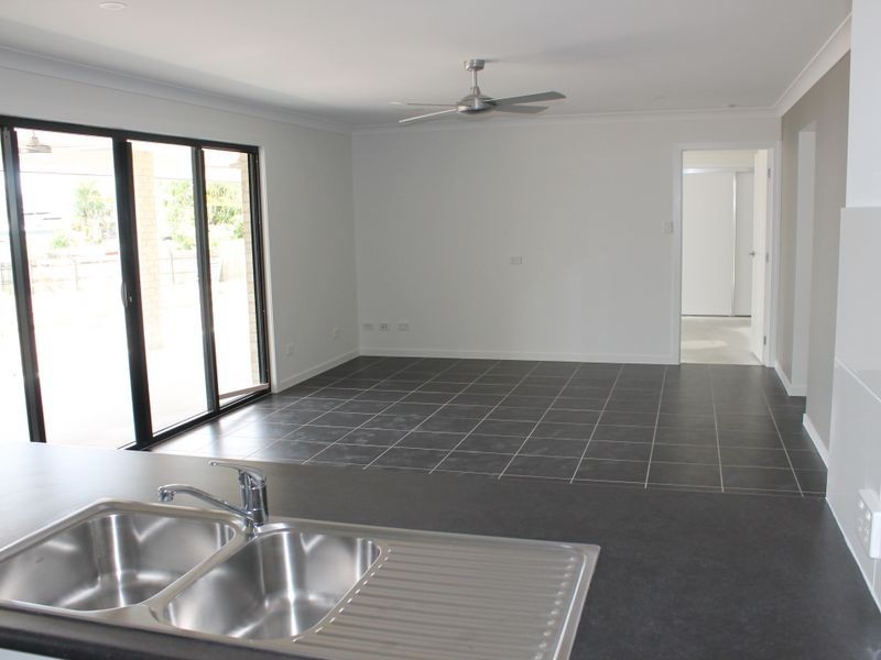 13 Catherine Street, Beenleigh QLD 4207