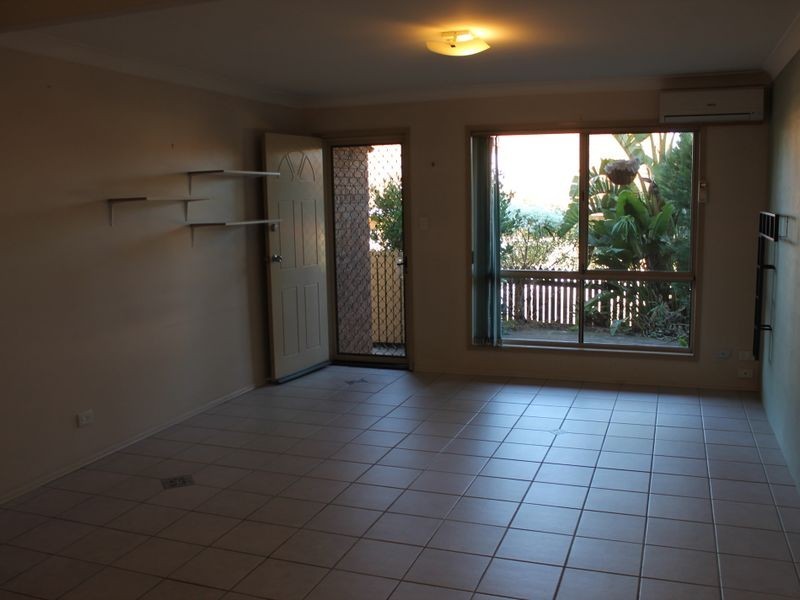 9/20 Pine Avenue, Eagleby QLD 4207