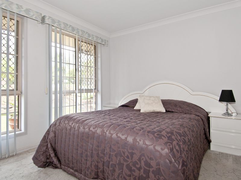 96 Castile Cresent, Edens Landing QLD 4207