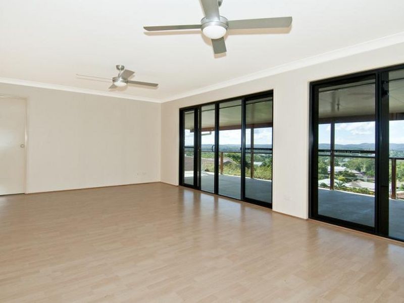 7A Paisley Court, Mount Warren Park QLD 4207
