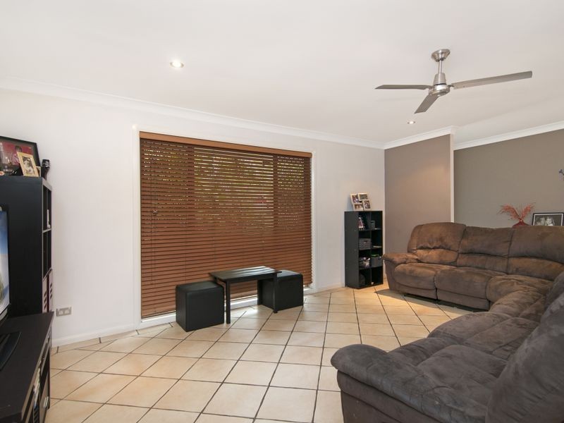 36 Leighton Drive, Edens Landing QLD 4207