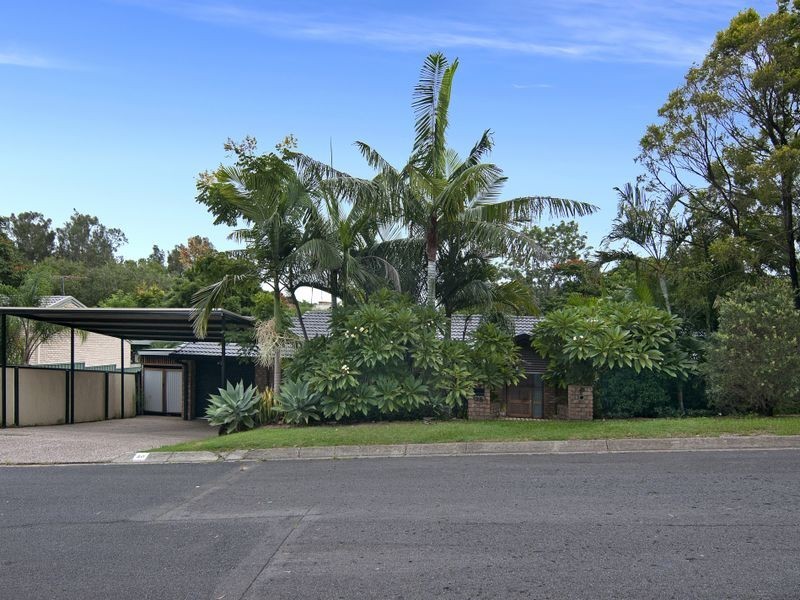 36 Leighton Drive, Edens Landing QLD 4207