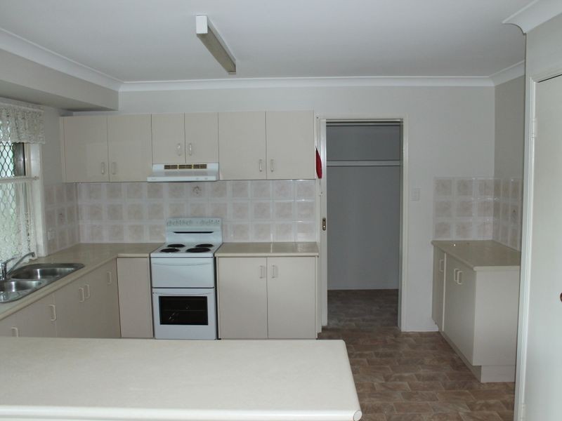 65 Tallagandra Drive, Beenleigh QLD 4207