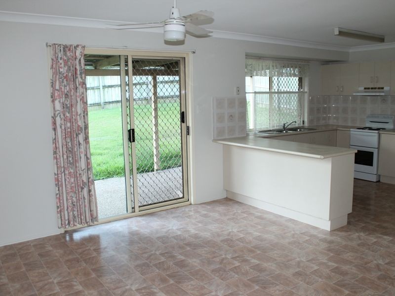 65 Tallagandra Drive, Beenleigh QLD 4207