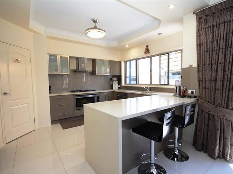 24 Grand Terrace, Waterford QLD 4133