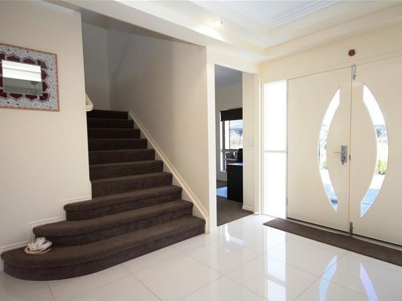 24 Grand Terrace, Waterford QLD 4133