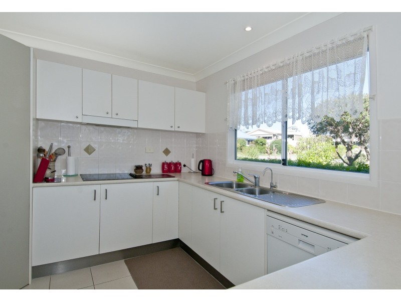 Villa 113/272 Fryar Road ‘Palm Lakes Resort’, Eagleby QLD 4207