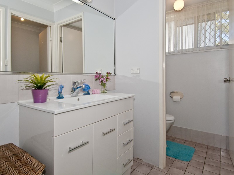 15 Dublin Drive, Eagleby QLD 4207