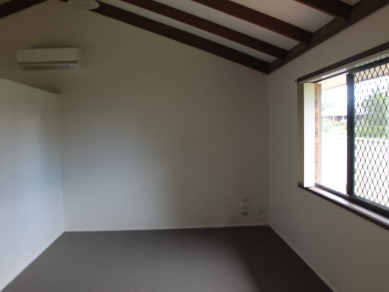 16 Dion Drive, Eagleby QLD 4207