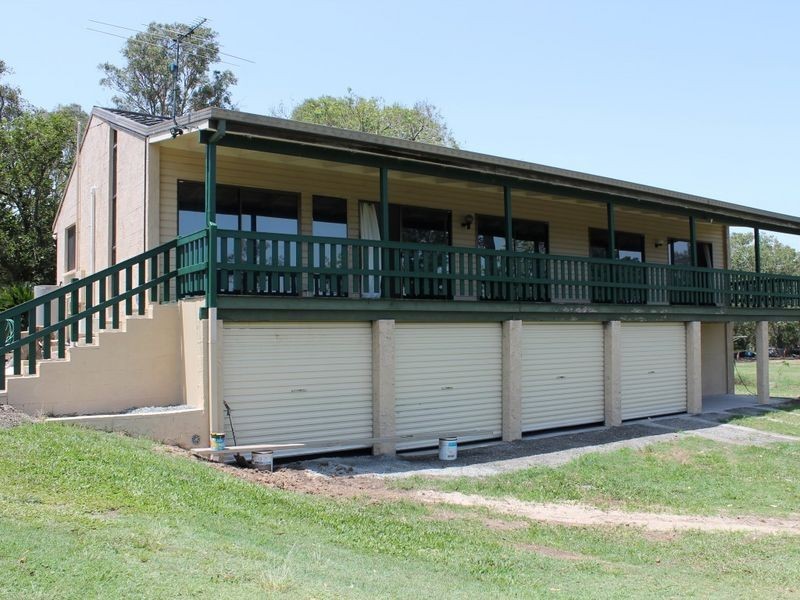 2 Curlew Crescent, Eagleby QLD 4207