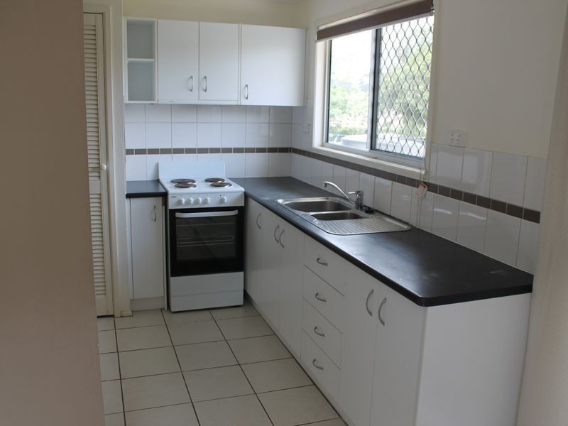 8 Rinto Drive, Eagleby QLD 4207