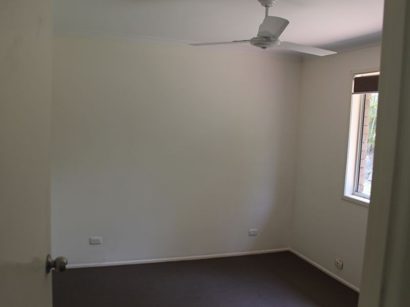 8 Rinto Drive, Eagleby QLD 4207