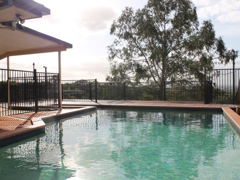 51 Overland Drive, Edens Landing QLD 4207