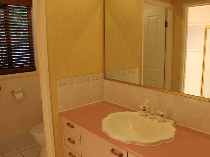 51 Overland Drive, Edens Landing QLD 4207