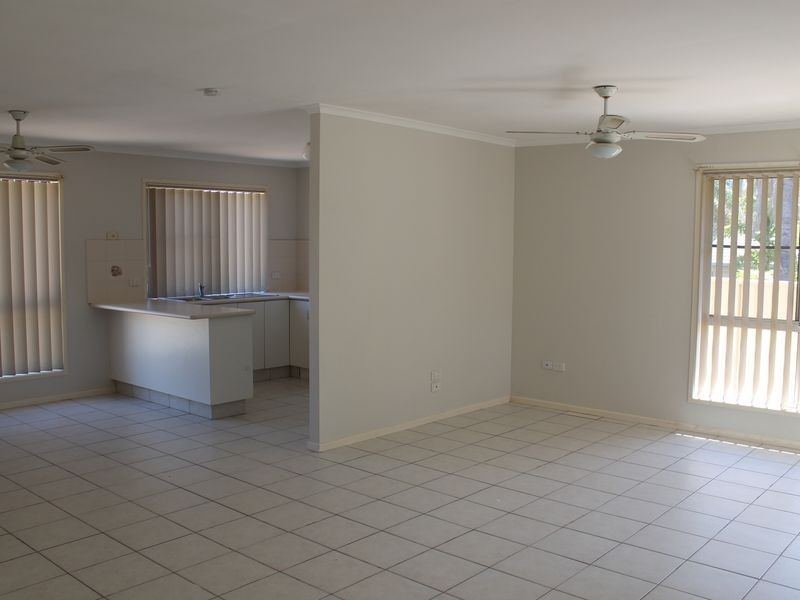 2 Bella Court, Eagleby QLD 4207