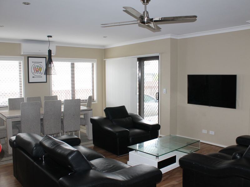 57 Ridgevale Boulevard, Holmview QLD 4207