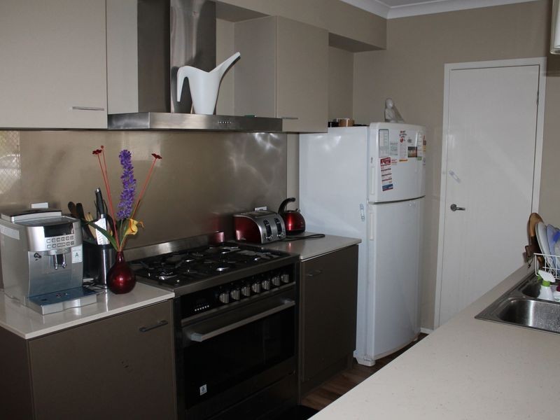 57 Ridgevale Boulevard, Holmview QLD 4207