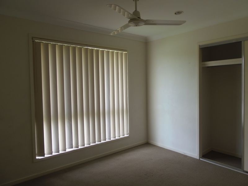 5 Rebecca Circuit, Eagleby QLD 4207