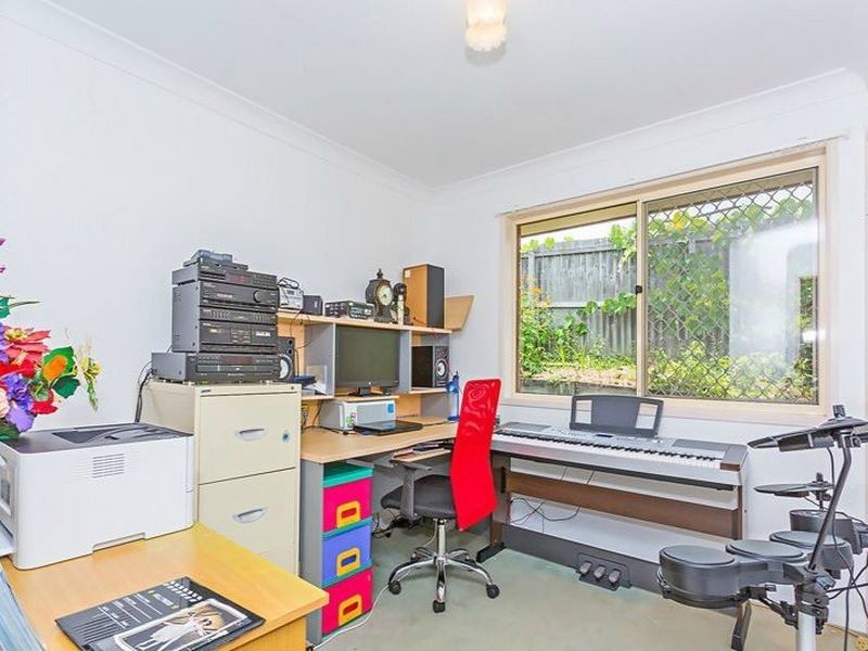 10 Gariswood Court, Edens Landing QLD 4207