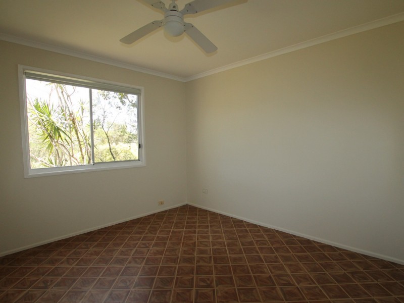 6 Bingo St, Holmview QLD 4207