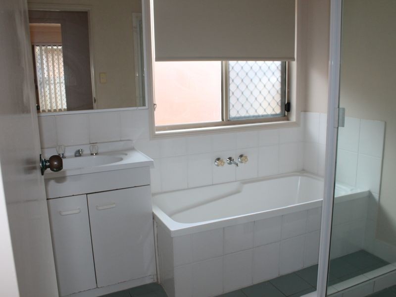 24 Paddington Lane, Eagleby QLD 4207