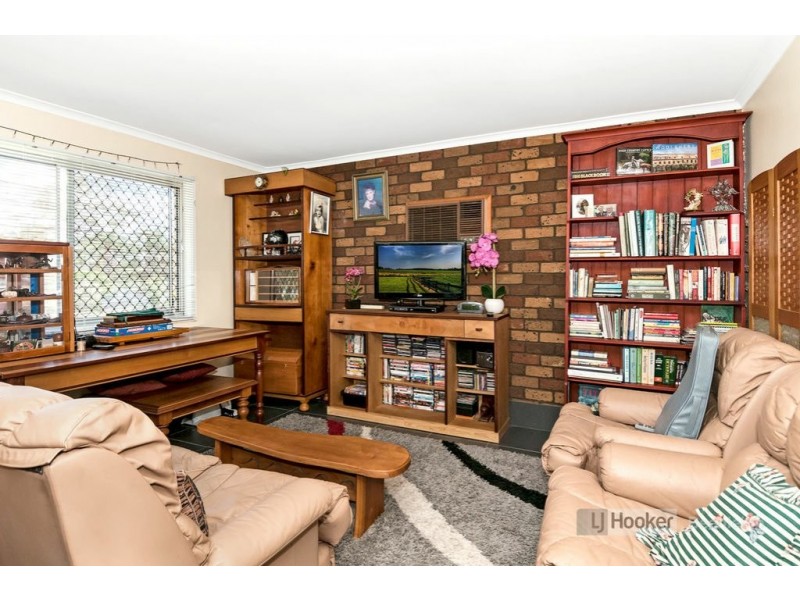 39 Harburg Drive, Beenleigh QLD 4207