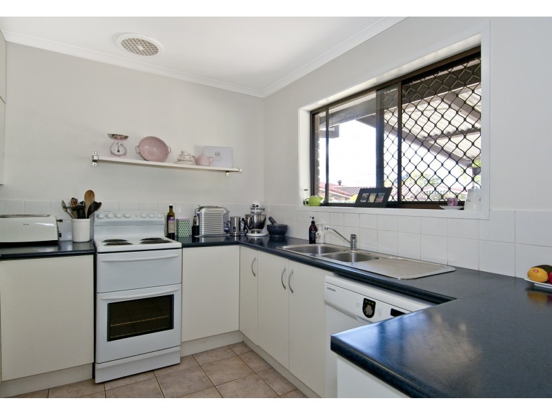 64 Harding Bvd, Mount Warren Park QLD 4207