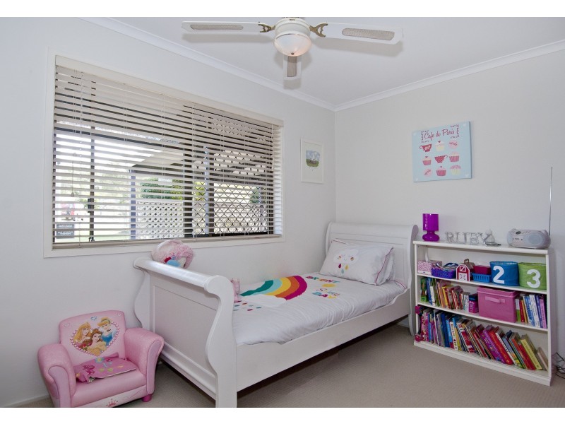 64 Harding Bvd, Mount Warren Park QLD 4207