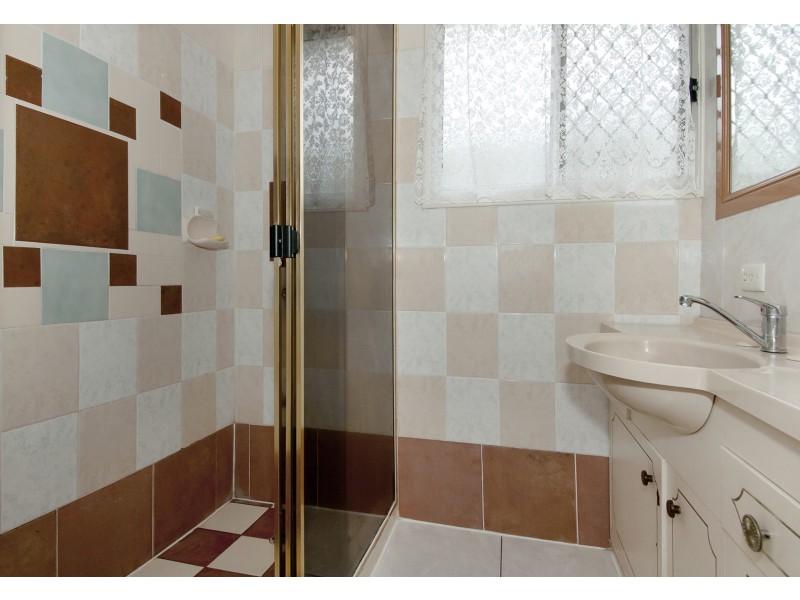 98 Albert Street, Woodridge QLD 4114