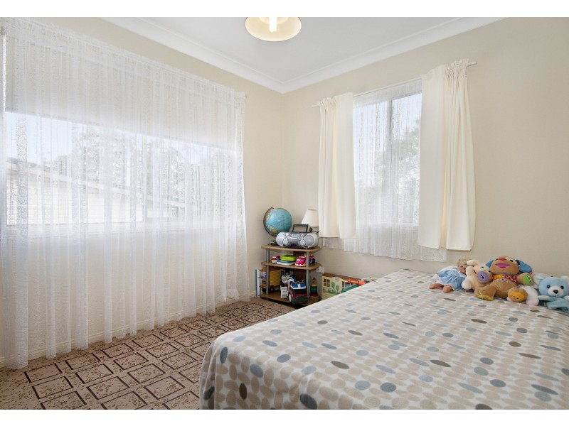 98 Albert Street, Woodridge QLD 4114