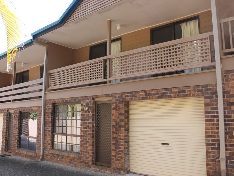 3/2 Bishop Street, Eagleby QLD 4207