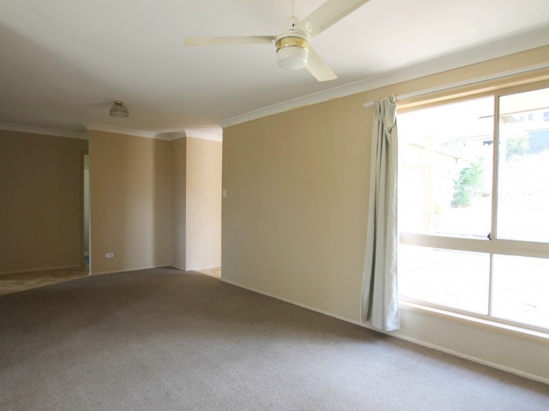 40 Loane Dr, Edens Landing QLD 4207