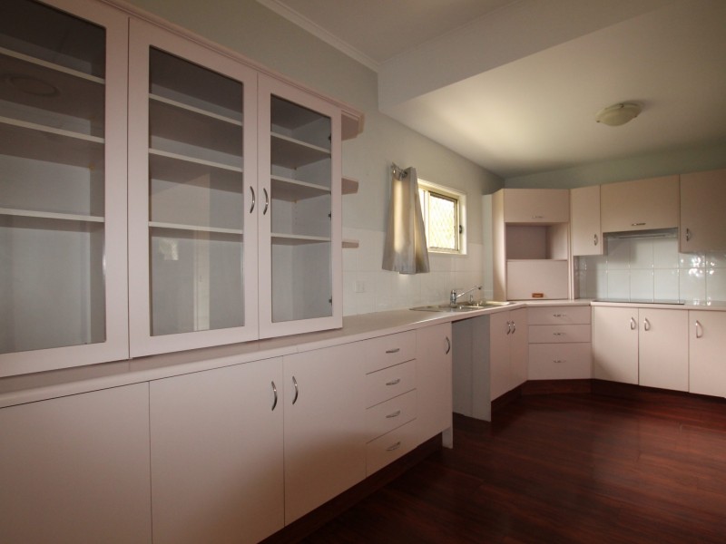 109-111 Logan St, Beenleigh QLD 4207