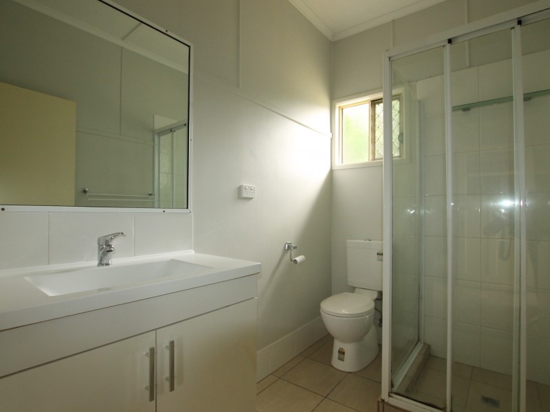 109-111 Logan St, Beenleigh QLD 4207