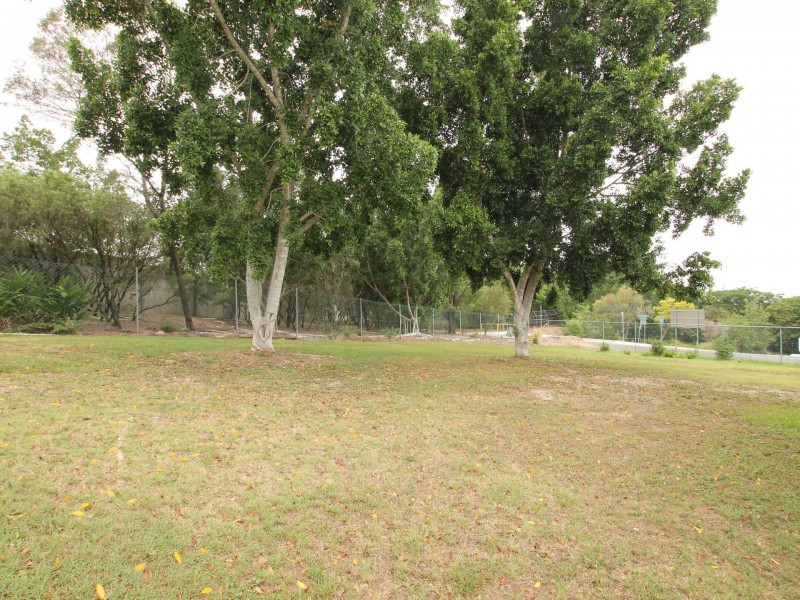 109-111 Logan St, Beenleigh QLD 4207