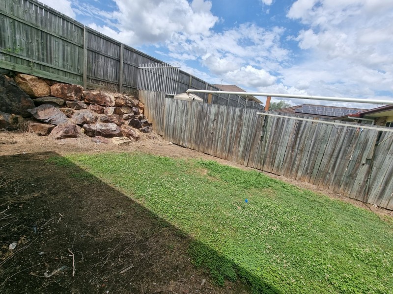 24 Bella Vista Circuit, Edens Landing QLD 4207