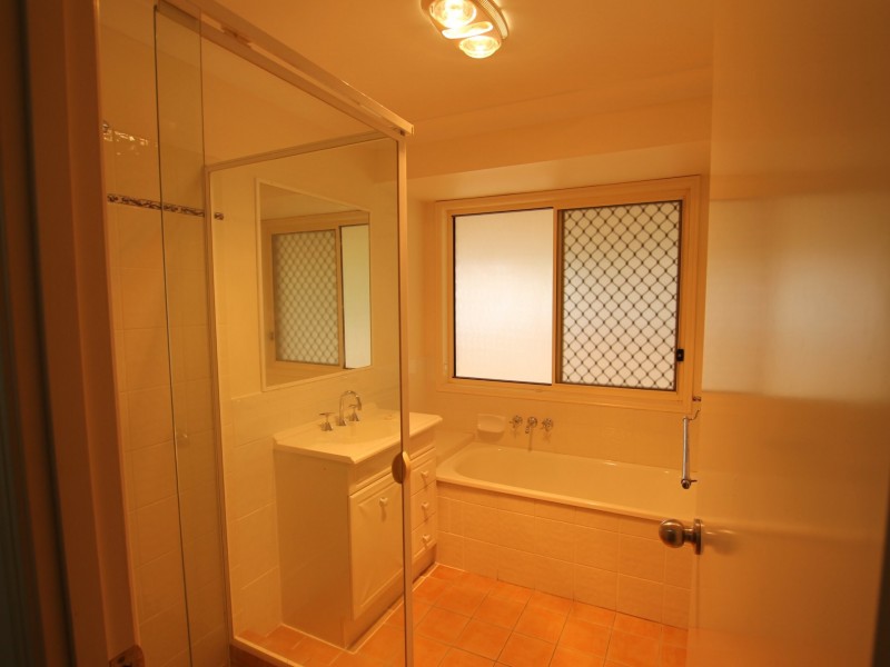 3 Deiter Court, Edens Landing QLD 4207