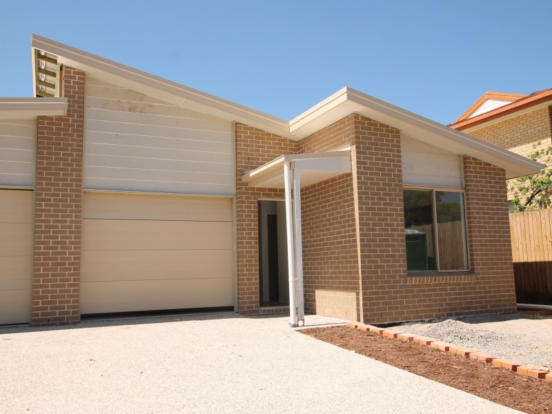 2/11 Scott Street, Beenleigh QLD 4207