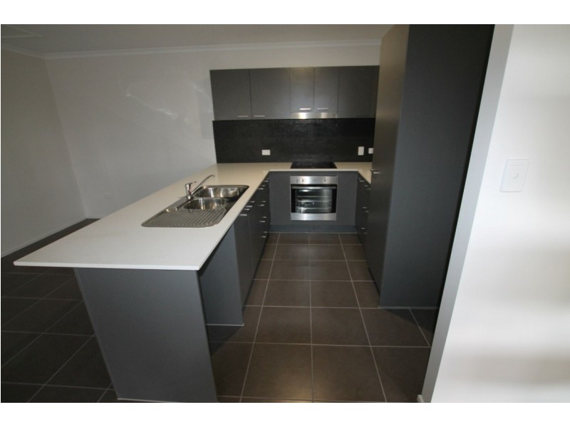 1/13 Scott Street, Beenleigh QLD 4207