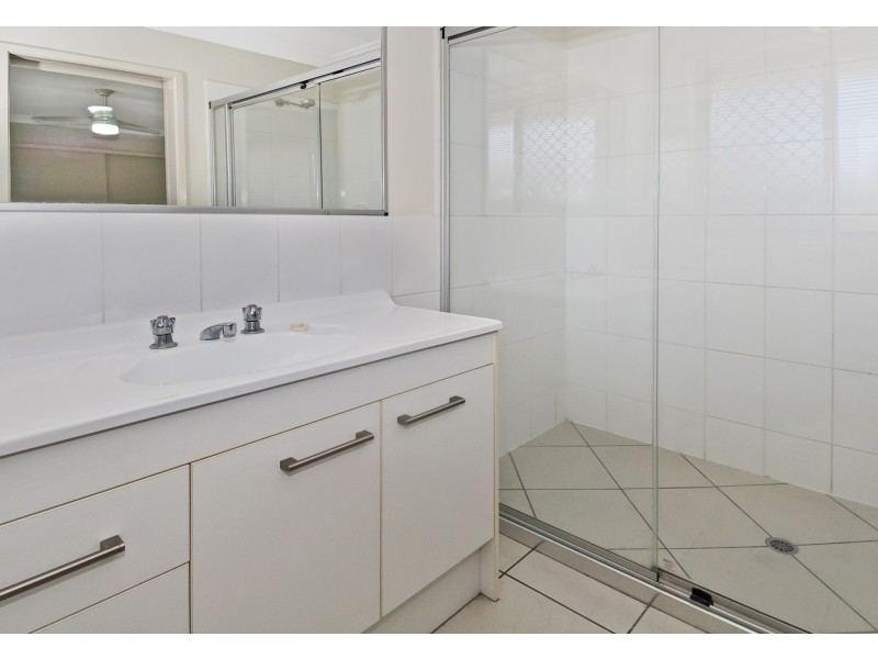 8 Tern Close, Eagleby QLD 4207