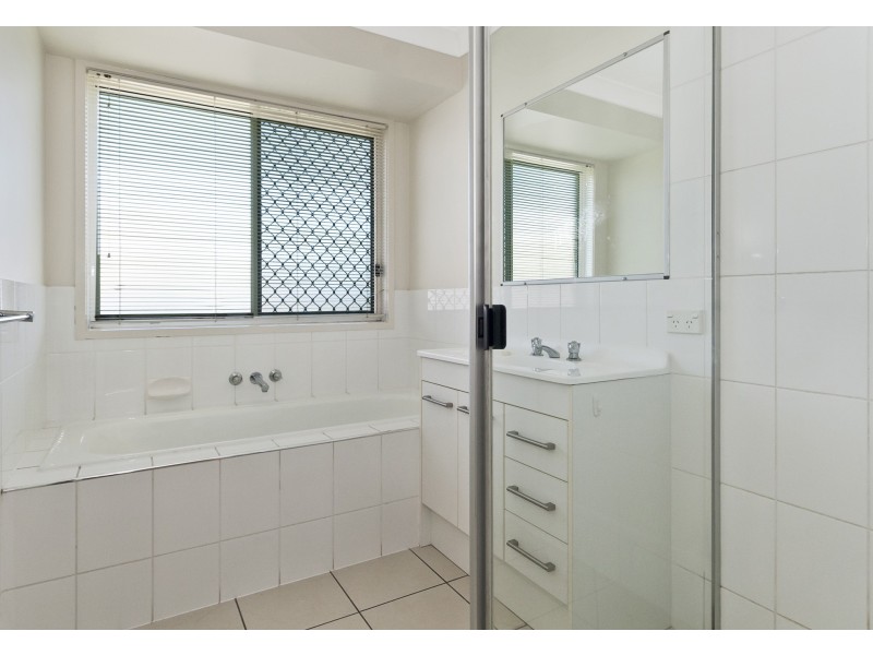 8 Tern Close, Eagleby QLD 4207