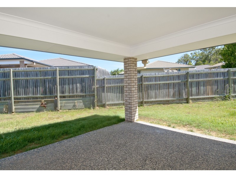 8 Tern Close, Eagleby QLD 4207