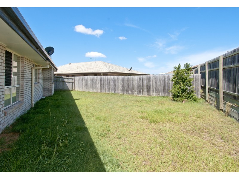 8 Tern Close, Eagleby QLD 4207
