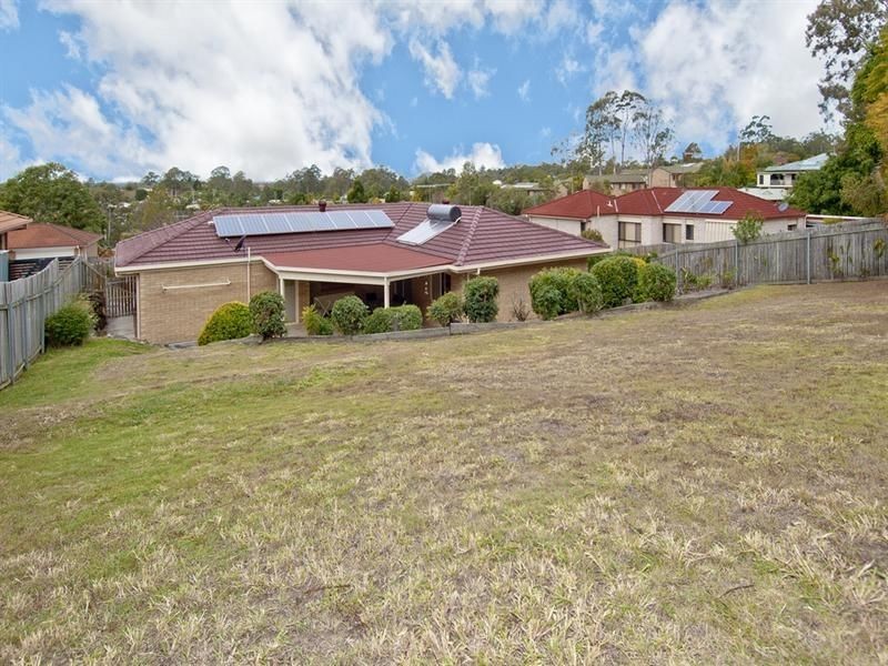 10 Vromans Court, Edens Landing QLD 4207