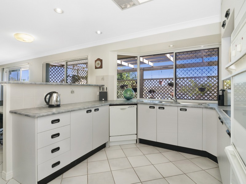 15 Mimi Court, Mount Warren Park QLD 4207
