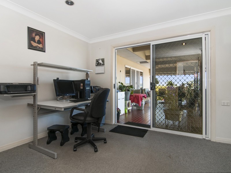 15 Mimi Court, Mount Warren Park QLD 4207