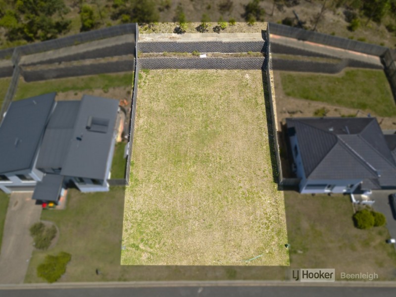 33 Summit Parade, Bahrs Scrub QLD 4207